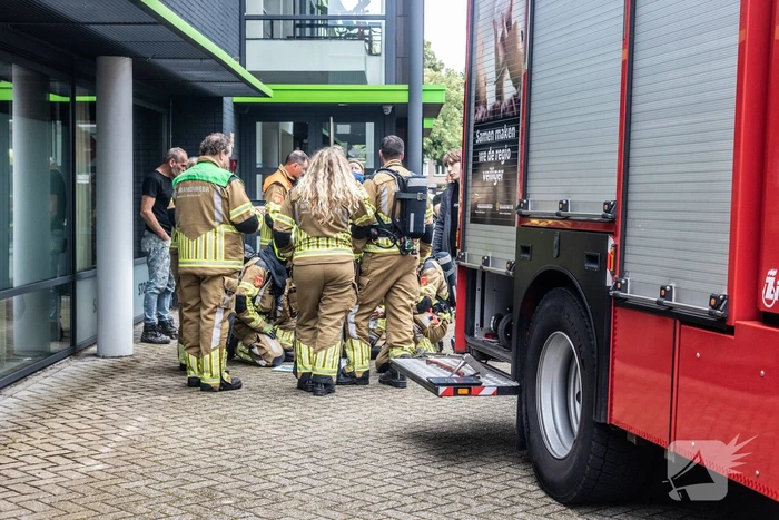 Honderden vaten aangetroffen in pand met opslagboxen