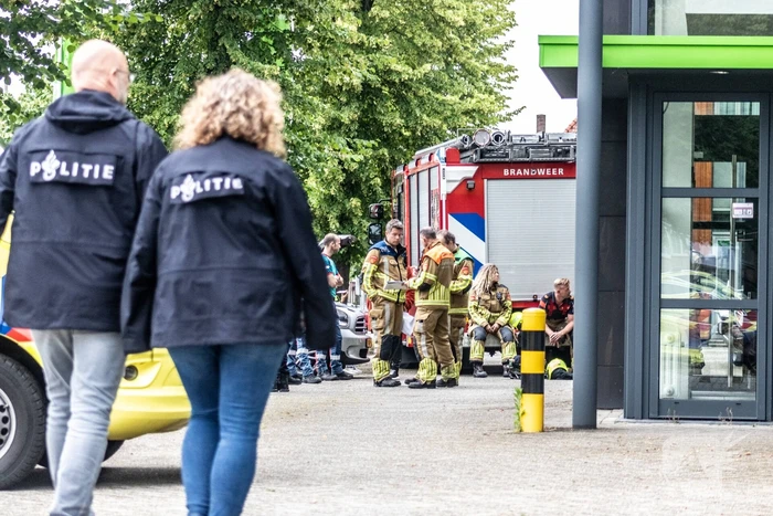 Honderden vaten aangetroffen in pand met opslagboxen
