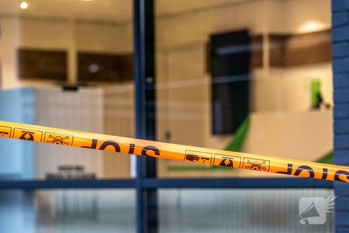 Honderden vaten aangetroffen in pand met opslagboxen
