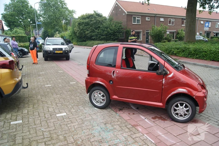 Schade en gewonden bij ongeval met brommobiel
