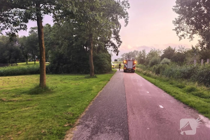 Veel hulpdiensten aanwezig voor incident op fietspad bij zwembad
