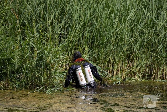 Duikactie na aantreffen bandensporen in riet