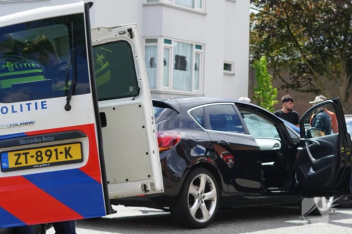 Automobilist botst op andere automobilist