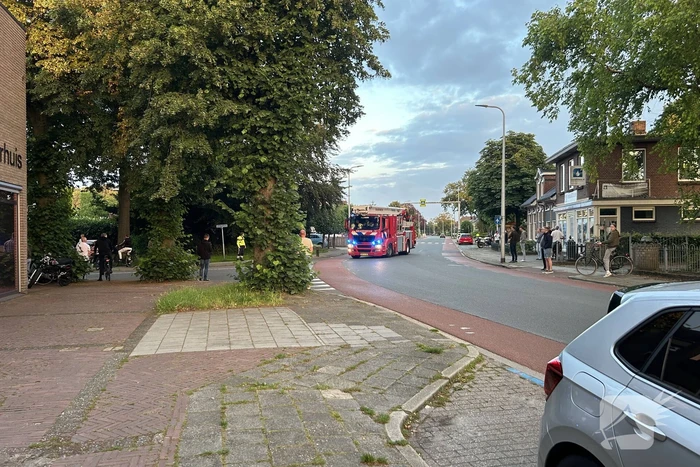 Veel hulpdiensten aanwezig bij woningbrand