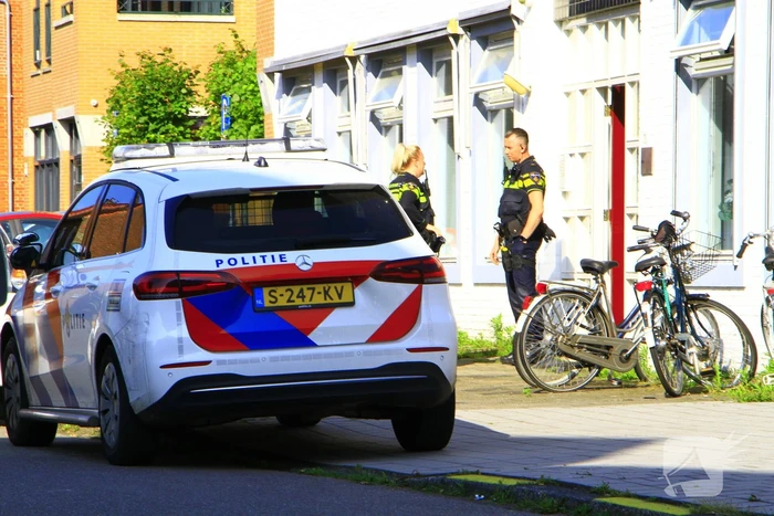 Politie treft overleden persoon aan in woning