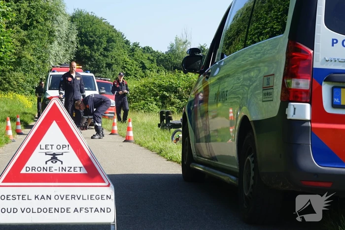 Kinderfiets aangetroffen bij steiger, hulpdiensten aanwezig