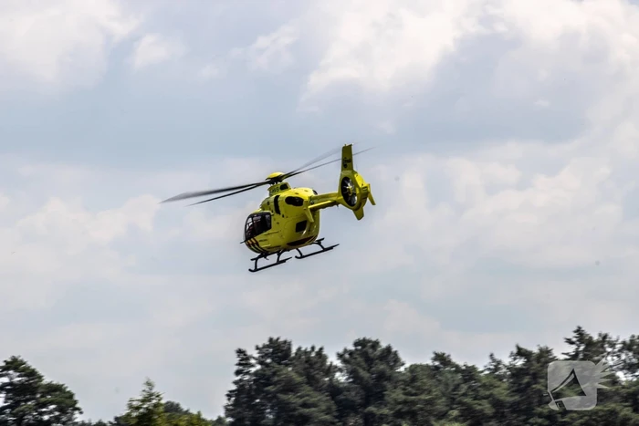 Traumahelikopter landt midden in natuurgebied