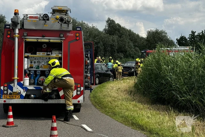Meerdere gewonden na frontale botsing