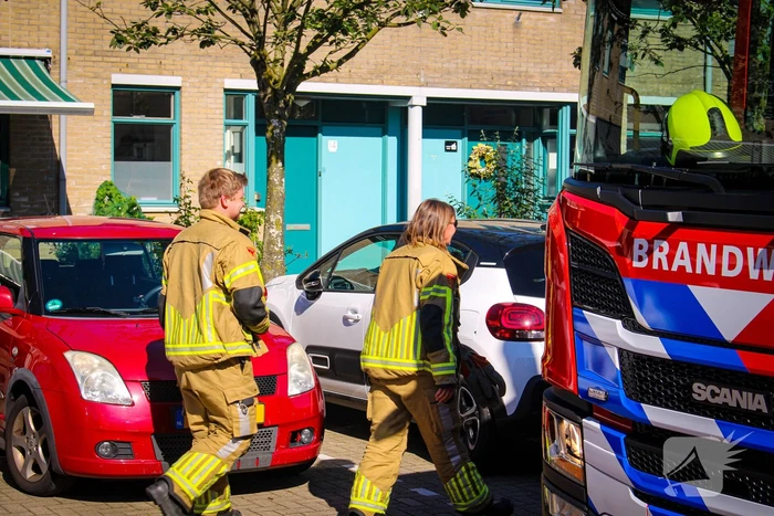 Ontplofte accu veroorzaakt schade in schuur