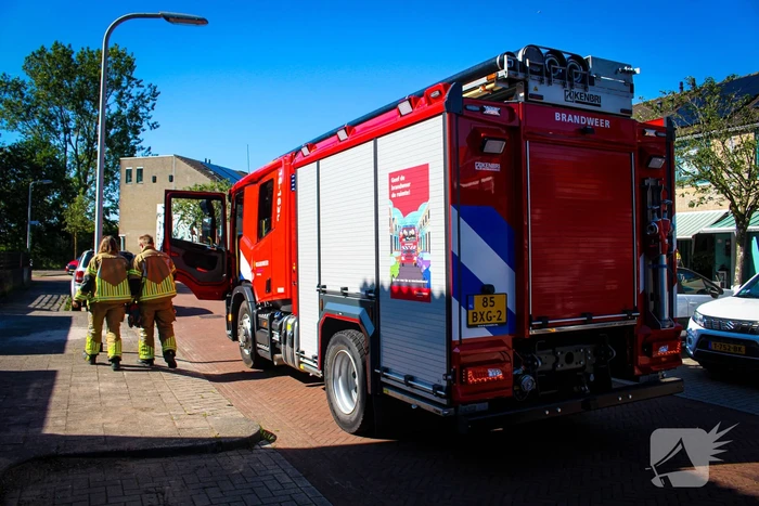 Ontplofte accu veroorzaakt schade in schuur
