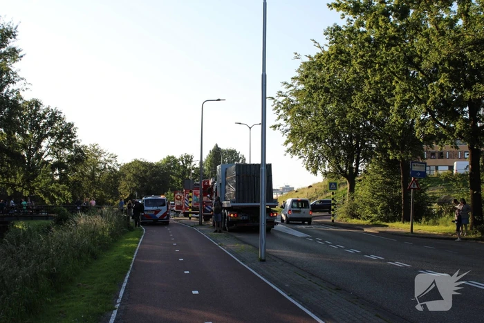 Persoon te water, hulpdiensten groot ingezet