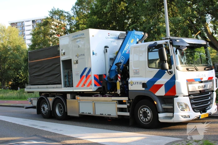 Persoon te water, hulpdiensten groot ingezet