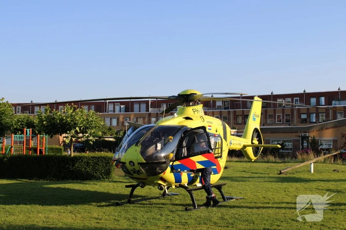 Persoon te water, hulpdiensten groot ingezet