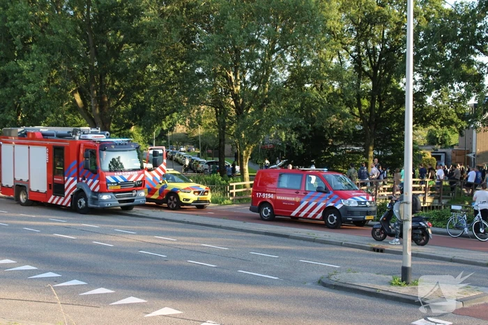 Persoon te water, hulpdiensten groot ingezet