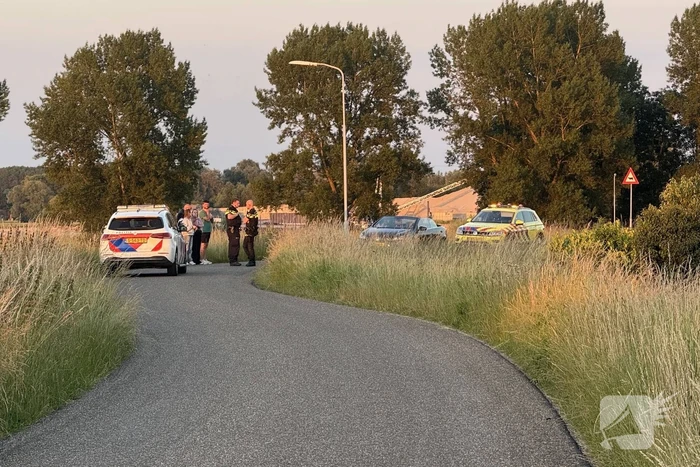 Scooterrijdster gewond na mogelijke botsing