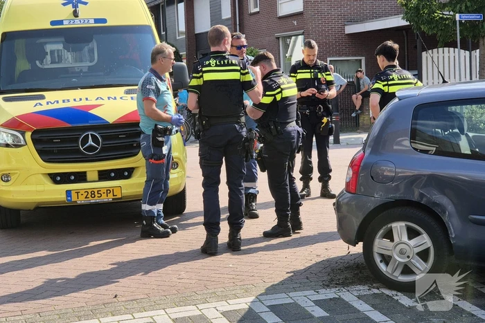 Auto slaat over de kop bij ongeval