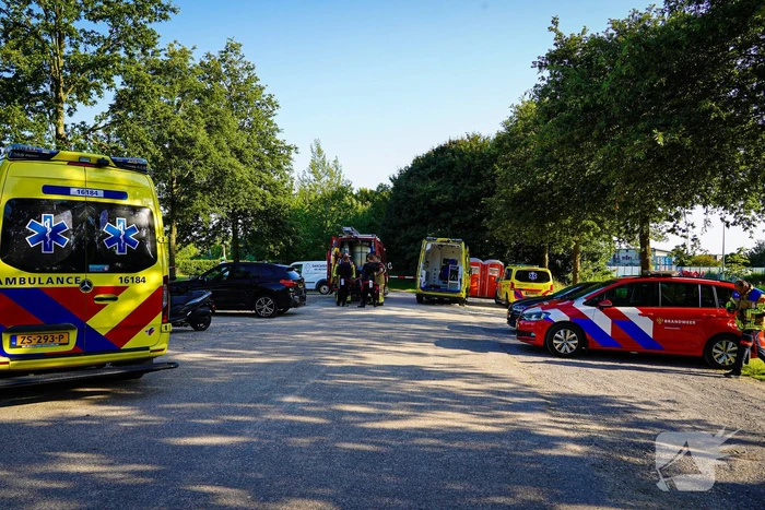 Omstander schiet drenkeling te hulp