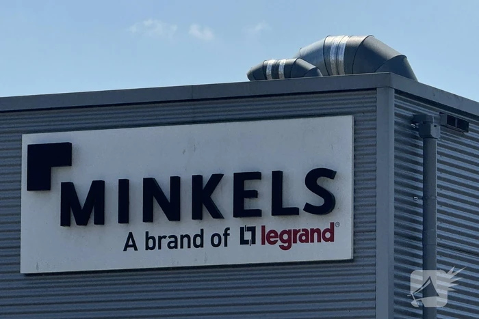 Fabriek ontruimd vanwege brand