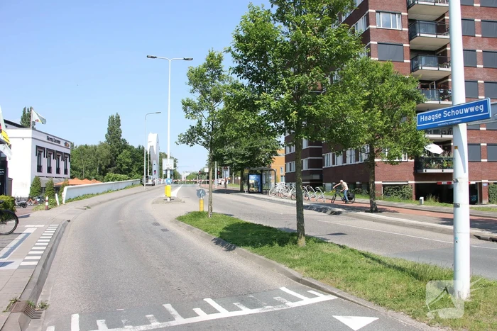 Vertraging nadat brug in storing staat