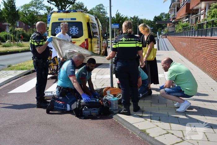 Fietsster gewond bij botsing met scootmobieler