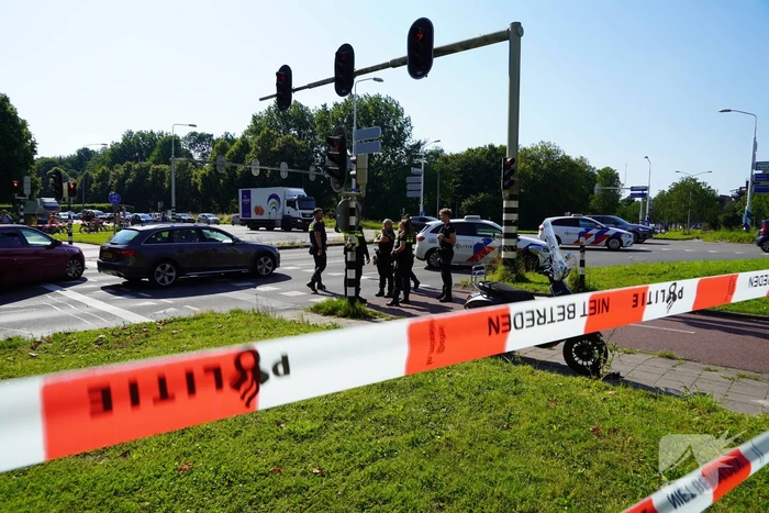 Scooterrijder gewond bij aanrijding op oversteekplaats