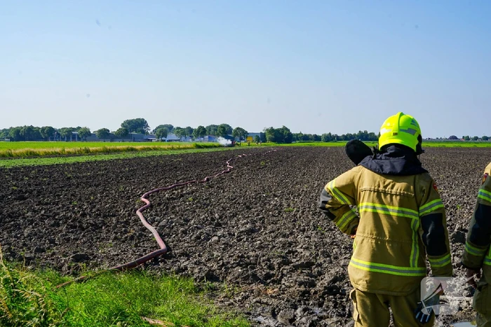 Grote rookwolken door brand in tractor