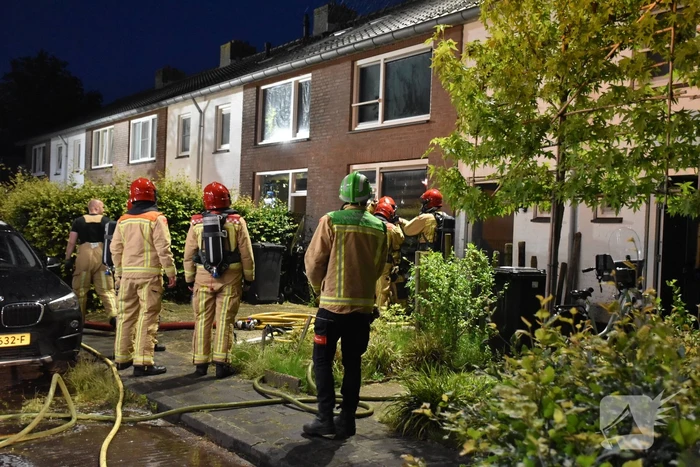 Twee gewonden bij grote brand