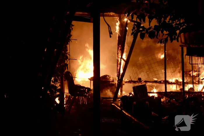 Twee gewonden bij grote brand