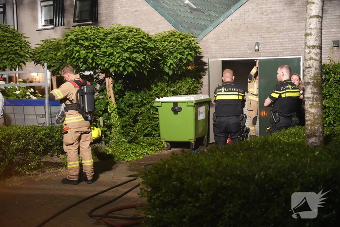 Nachtelijke brand in schuur naast woning