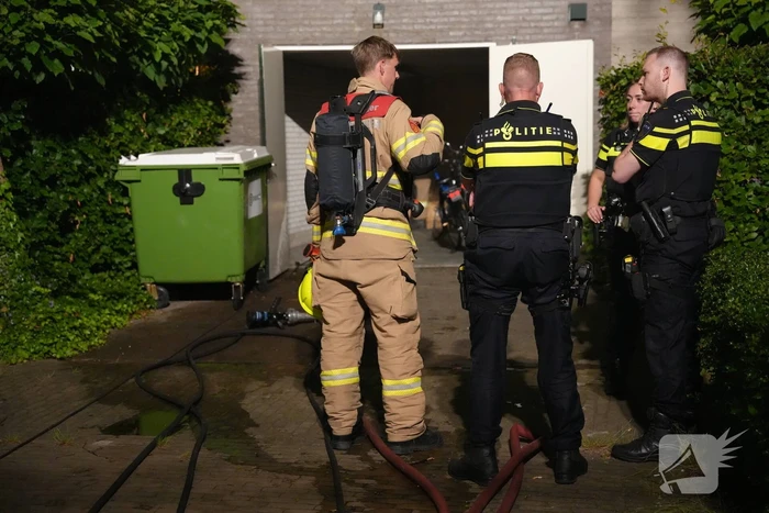 Nachtelijke brand in schuur naast woning