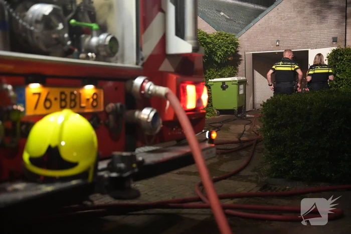 Nachtelijke brand in schuur naast woning