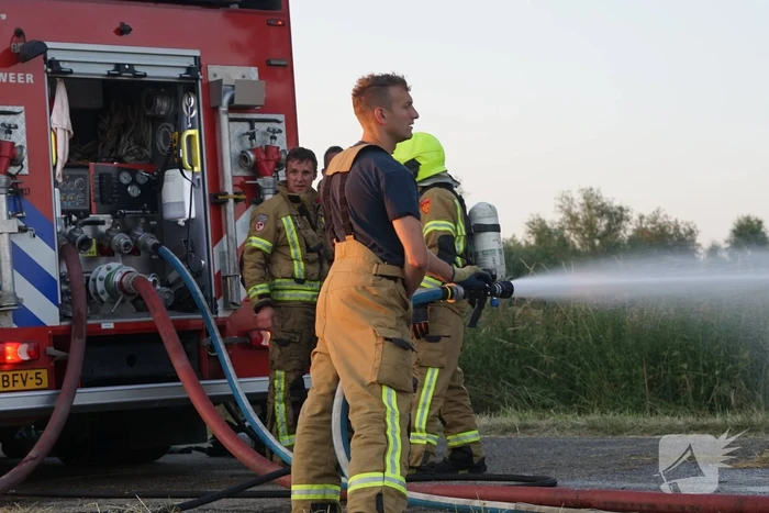 Brandweer druk met brand in meerdere hooibalen
