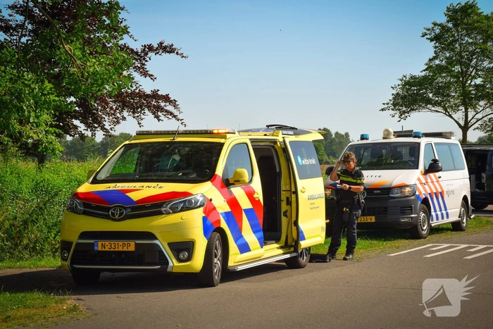 Fietser gewond bij ongeval met bestelbus