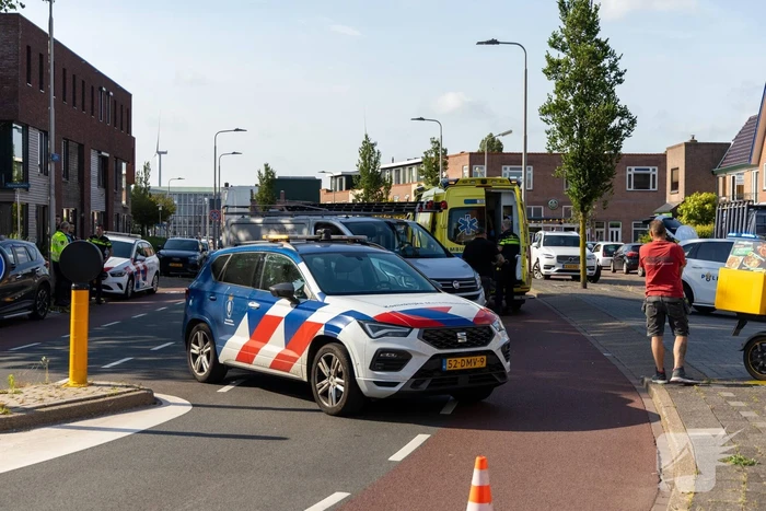 Pizzabezorger gewond bij aanrijding met bestelbus