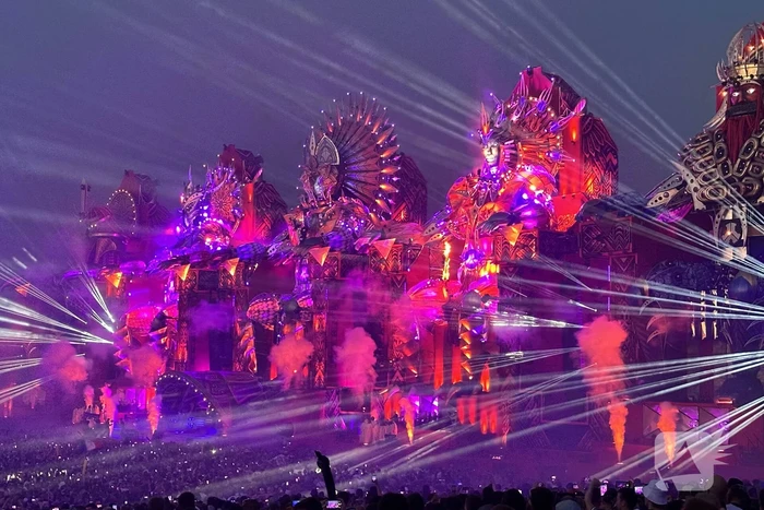 Forse brand op mainstage Defqon 1 festival