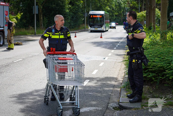 Motor afgebrand na botsing met fietser