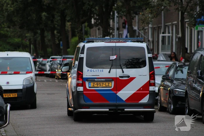 Politie zoekt dader na schietpartij