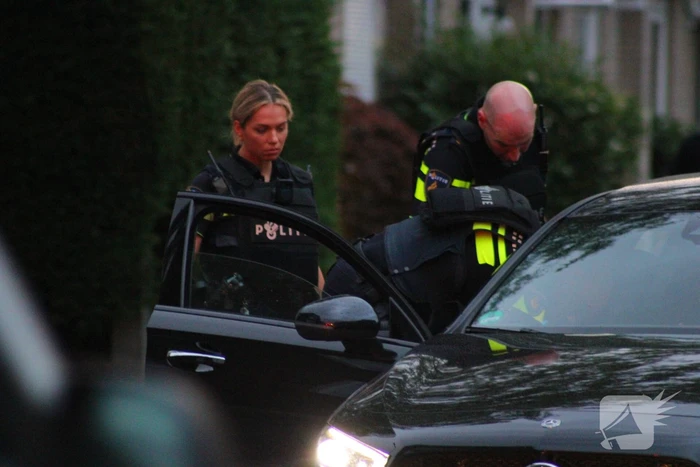 Politie zoekt dader na schietpartij