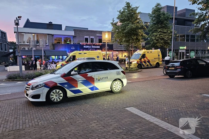 Persoon gewond na val van hoogte