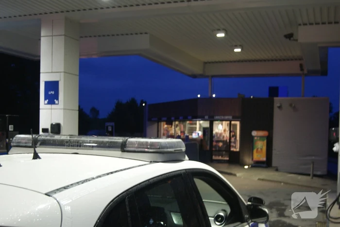 Politie zoekt dader(s) na overval op tankstation