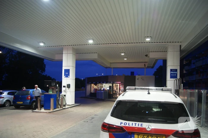 Politie zoekt dader(s) na overval op tankstation