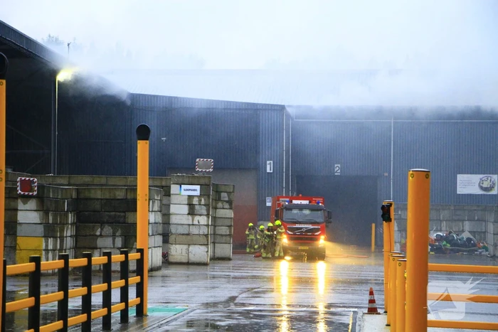 Veel rook- en stankoverlast door brand bij afvalverwerker