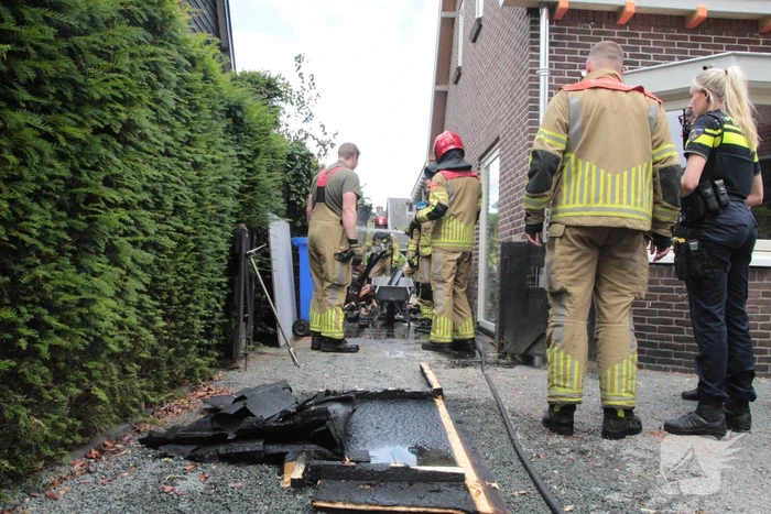 Brand in houthok snel onder controle