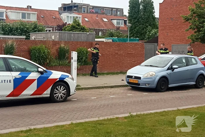 Achtervolging eindigt met beschadigde voertuigen, bestuurder ontkomen