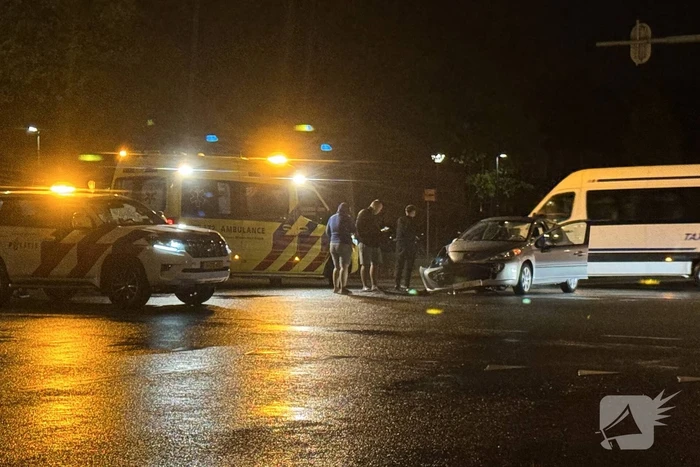 Persoon gewond bij botsing