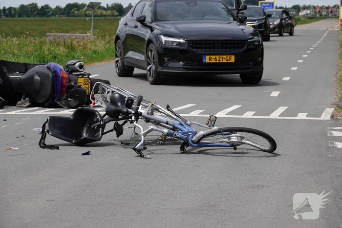 Fietser en motorrijder gewond na ongeval