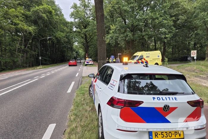 Fietser gewond bij botsing met auto