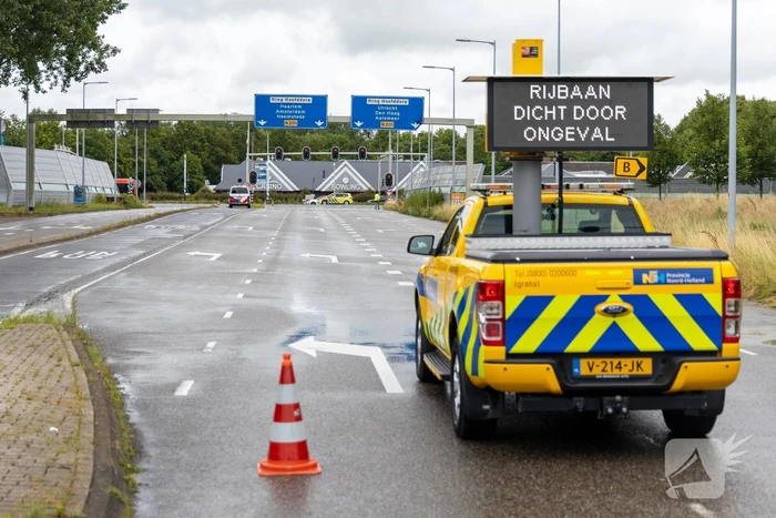 Automobilist zwaargewond bij aanrijding met lijnbus
