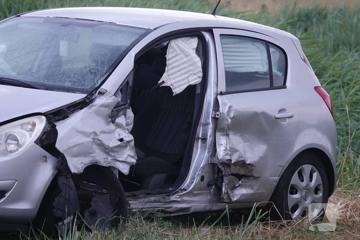 Persoon gewond bij flinke botsing