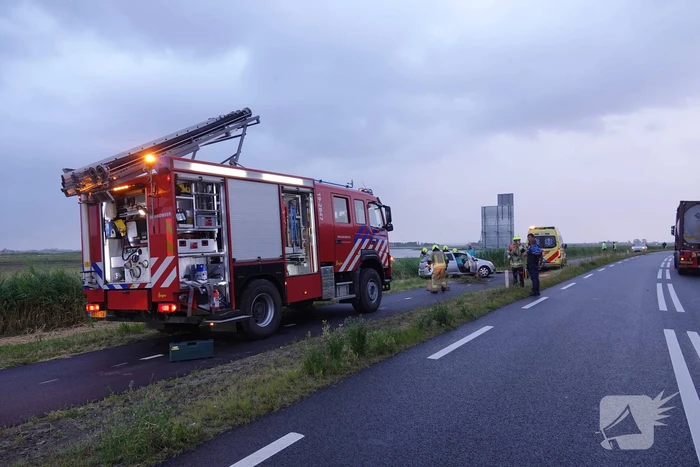 Persoon gewond bij flinke botsing